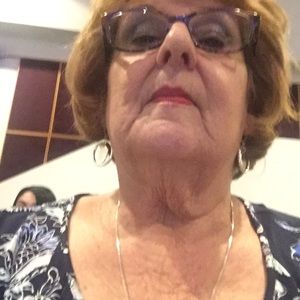 Meet your Posher, Beverly